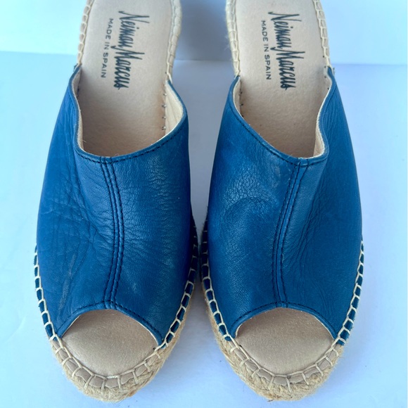 Neiman Marcus Navy Wedge Slides - Picture 9 of 10